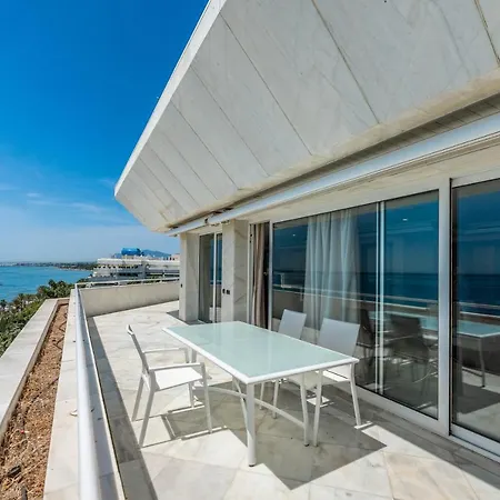 Appartement Centre 3 Bed Apt - Beachfront - Sea Views
