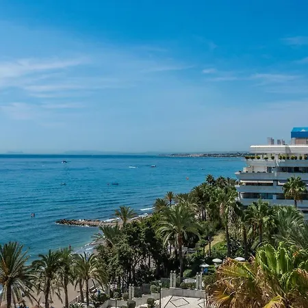 Centre 3 Bed Apt - Beachfront - Sea Views Appartement Marbella