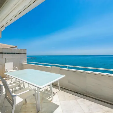Appartement Centre 3 Bed Apt - Beachfront - Sea Views
